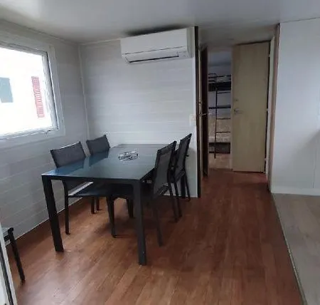 Mobil-home Avec Vue Chalet